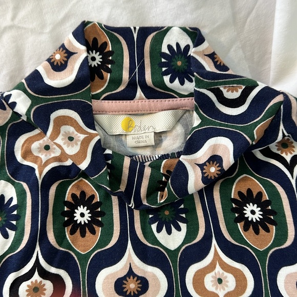 Turtle neck and skirt Boden set size 6 turtleneck. Size 10 skirt - Picture 5 of 6